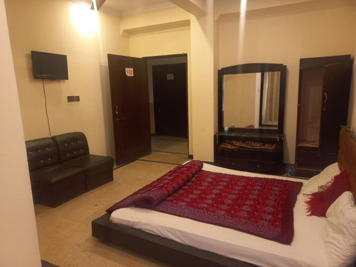 Hotel Tulip Inn Ravalpindi Kültér fotó