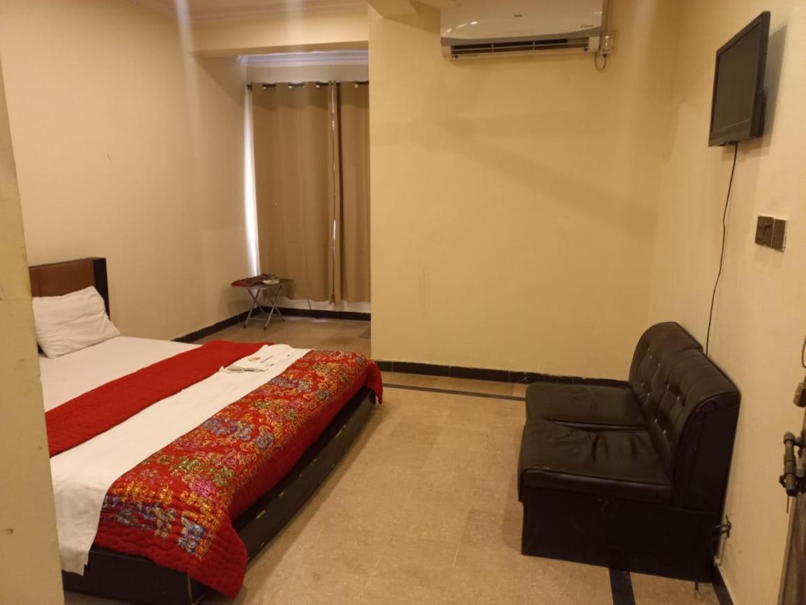 Hotel Tulip Inn Ravalpindi Kültér fotó